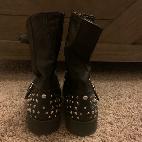 Black studded boots - Picture 3 of 3